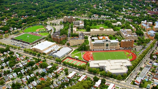 Летняя программа в Нью-Йорке – St. John's University (2025)
